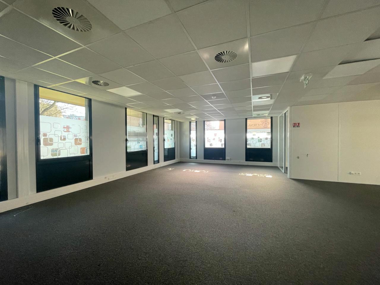 Bureau Marcq-en-Baroeul 556m² Location bureau Marcq-en-Baroeul Nord OLBUR2530530 4